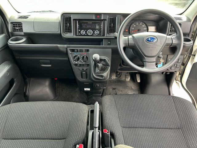 サンバーバン ＶＣスマートアシスト　５ＭＴ　４ＷＤ　ＬＥＤヘッドランプ　フォグランプ　キーレス　Ｂｌｕｅｔｏｏｔｈ　ＣＤ（16枚目）