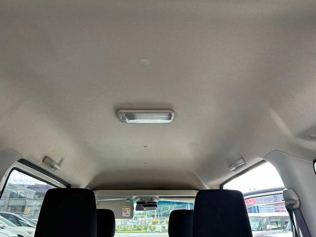 サンバーバン ＶＣスマートアシスト　５ＭＴ　４ＷＤ　ＬＥＤヘッドランプ　フォグランプ　キーレス　Ｂｌｕｅｔｏｏｔｈ　ＣＤ（32枚目）