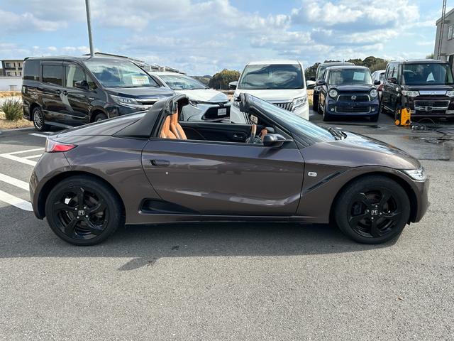 Ｓ６６０ αブルーノレザーエディション　６ＭＴ　Ｂｌｕｅｔｏｏｔｈ　バックカメラ　ＥＴＣ　クルーズコントロール　バックカメラ　横滑り防止　パワーウインドウ（8枚目）