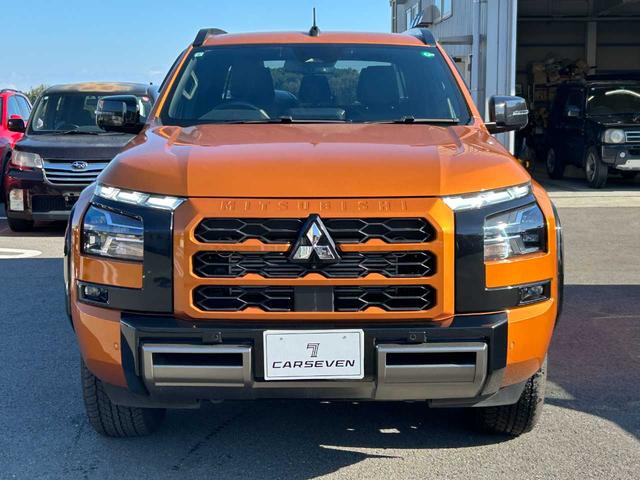 トライトン ＧＳＲ　純正９型ナビ　フルセグ　Ｂｌｕｅｔｏｏｔｈ　全周囲カメラ　シートヒーター　パワーシート　レーダークルーズ（3枚目）