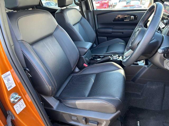 トライトン ＧＳＲ　純正９型ナビ　フルセグ　Ｂｌｕｅｔｏｏｔｈ　全周囲カメラ　シートヒーター　パワーシート　レーダークルーズ（16枚目）