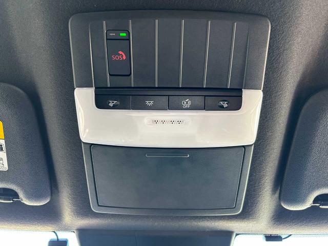 トライトン ＧＳＲ　純正９型ナビ　フルセグ　Ｂｌｕｅｔｏｏｔｈ　全周囲カメラ　シートヒーター　パワーシート　レーダークルーズ（36枚目）