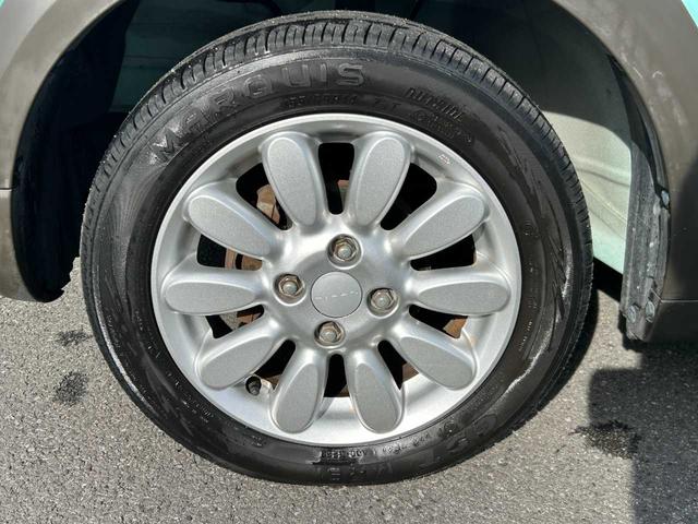 アルトラパン Ｘ　スマートキー　ＨＩＤヘッドライト　衝突軽減ブレーキ　禁煙（12枚目）