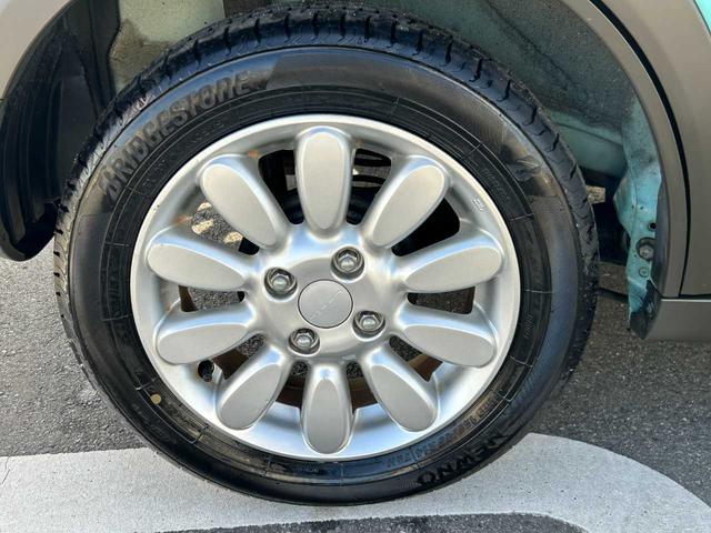 アルトラパン Ｘ　スマートキー　ＨＩＤヘッドライト　衝突軽減ブレーキ　禁煙（14枚目）