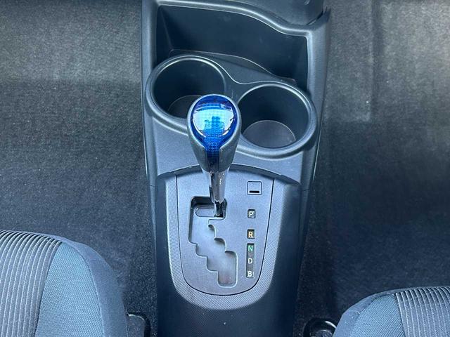 アクア Sスタイルブラック 純正フルセグナビ Bluetooth バックカメラ ETC CD/DVD 衝突軽減(29枚目)