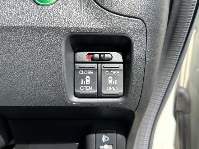 Ｎ－ＢＯＸ Ｇ　ＳＳパッケージ　純正ワンセグナビ　ＣＤ／ＤＶＤ　両側電動スライド　バックカメラ　ＥＴＣ（19枚目）