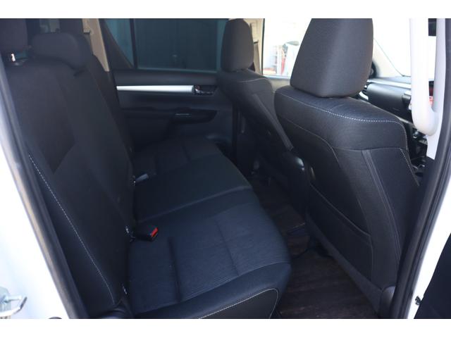 ハイラックス Ｚ　ＹＡＫＩＭＡ　オーバーハウル　ルーフテント　トノカバー　リフトアップ　パナソニック１０インチ有機ＥＬディスプレイ（9枚目）