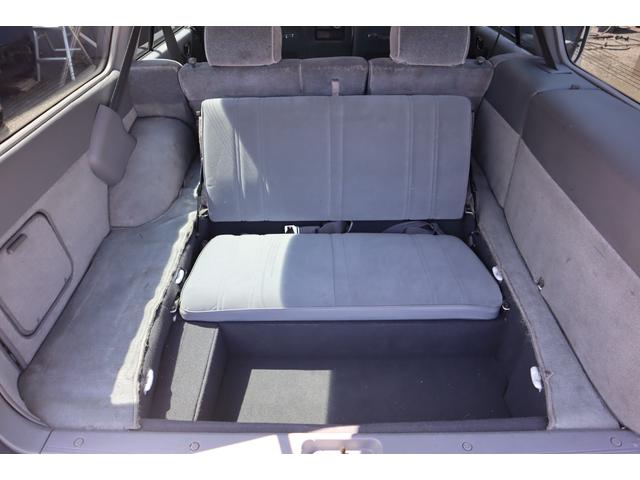 クラウンステーションワゴン ロイヤルサルーン　ロイヤルサルーン　車検付／ベンチシート／コラムシフト／８人乗／サンルーフ／ＥＴＣ／ディスプレイオーディオ／バックカメラ／ＥＴＣ／パワーシート／電動格納ミラー／ＮＡＲＤＩステアリング／社外アルミ（15枚目）