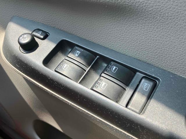 ミライース Ｘ　メモリアルエディション　キーレスエントリー　アイドリングストップ　電動格納ミラー　ＣＶＴ　盗難防止システム　ＡＢＳ　ＣＤ　ミュージックプレイヤー接続可　アルミホイール　衝突安全ボディ　エアコン　パワーステアリング（11枚目）