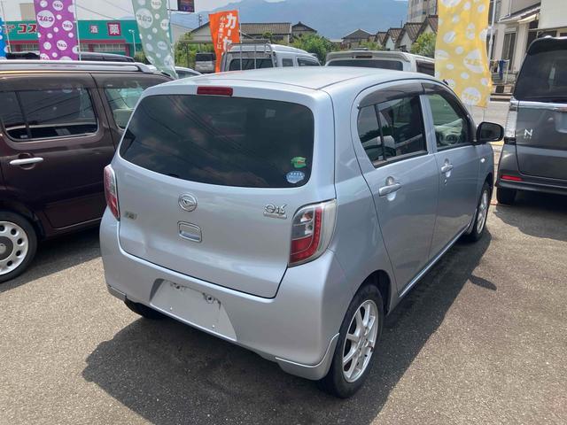 ミライース Ｘ　メモリアルエディション　キーレスエントリー　アイドリングストップ　電動格納ミラー　ＣＶＴ　盗難防止システム　ＡＢＳ　ＣＤ　ミュージックプレイヤー接続可　アルミホイール　衝突安全ボディ　エアコン　パワーステアリング（22枚目）