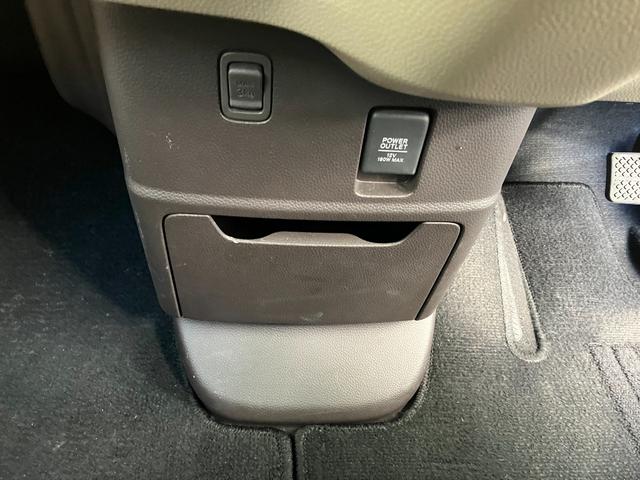 N-BOX G・Lホンダセンシング 社外ナビ、バックカメラ、BLUETOOTH、オートエアコン、プッシュスタート、左パワースライドドア、ETC、オートライト、(38枚目)