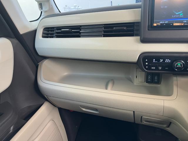 N-BOX G・Lホンダセンシング 社外ナビ、バックカメラ、BLUETOOTH、オートエアコン、プッシュスタート、左パワースライドドア、ETC、オートライト、(39枚目)