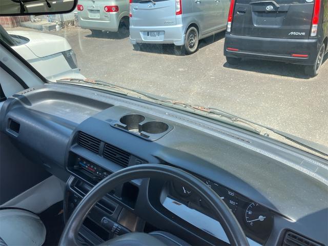 ハイゼットトラック エアコン・パワステ　スペシャル　走行７０９４６ｋｍ　５速ミッション　エアコン　パワーステアリング　三方開　積載可能量３５０ｋｇ（23枚目）