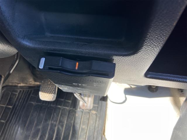 キャリイトラック KCエアコン・パワステ 4WD 三方開 5速ミッション エアコン パワーステアリング 積載可能量350kg(15枚目)