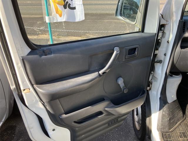 キャリイトラック KCエアコン・パワステ 4WD 三方開 5速ミッション エアコン パワーステアリング 積載可能量350kg(21枚目)