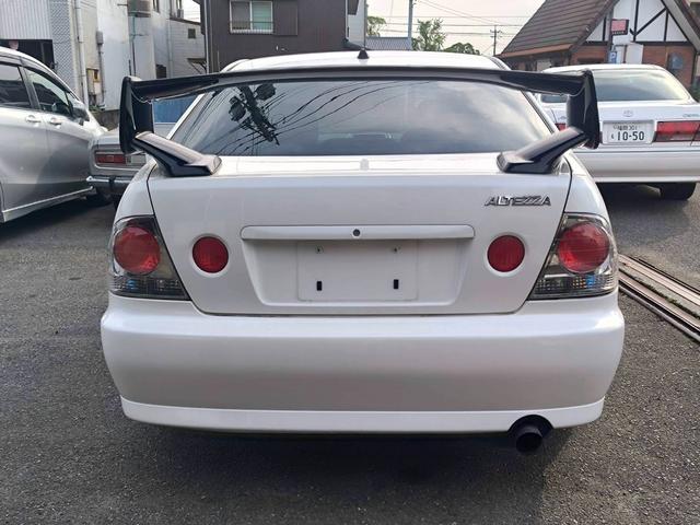 アルテッツァ ＲＳ２００　Ｚエディション　新品クラッチ交換済み　車検整備付き　マニュアルＭＴ（オートマ改マニュアル載せ替え）　新品タイヤ交換済み（6枚目）