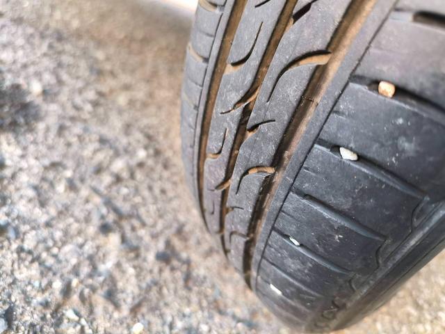 エッセ L オートマ エアコン パワステ パワーウインドウ キーレス 人気のレア色シーブルー(14枚目)