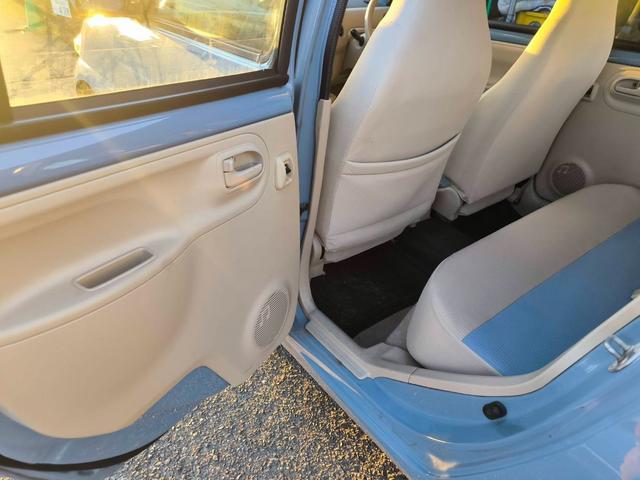 エッセ L オートマ エアコン パワステ パワーウインドウ キーレス 人気のレア色シーブルー(34枚目)