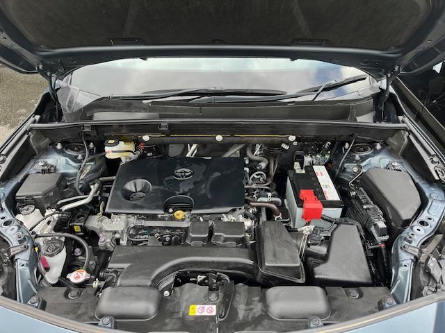 ハリアー Ｚ　ワンオーナー禁煙車　パノラマルーフ付　ダウンサス　２１インチホイール　ＰＨＥＶ用ロアグリル　テールスモーク加工（17枚目）