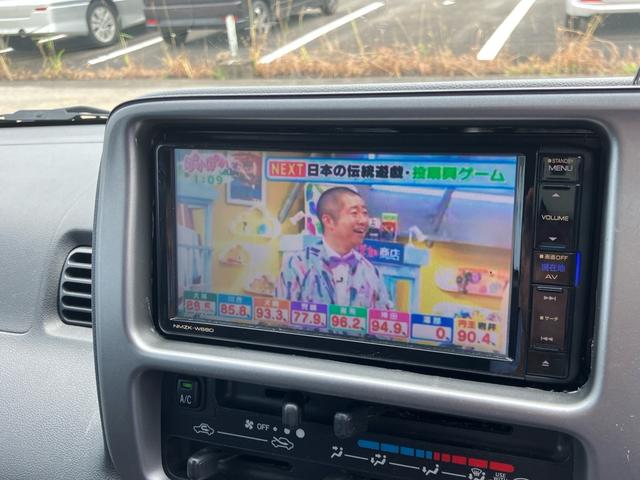 ハイゼットカーゴ クルーズリミテッド　／ハイルーフ／５速ＭＴ／ＳＤナビ／フルセグＴＶ／Ｂｌｕｅｔｏｏｔｈ／ＤＶＤ再生／キーレスエントリー／パワーウインドウ／電動格納ドアミラー／革調シートカバー／社外１２ｉｎｃｈアルミホイール（17枚目）