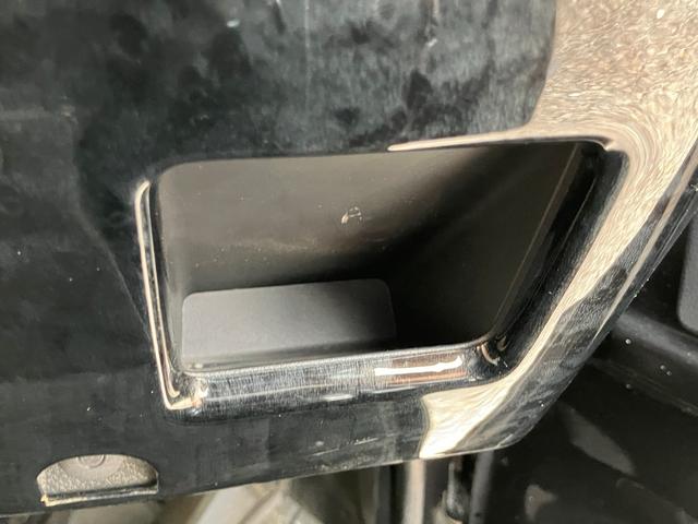 ハイゼットトラック ジャンボ　ナビ・テレビ／Ｂｌｕｅｔｏｏｔｈ接続／ミュージックプレイヤー接続／４ＷＤ／パワーウィンドウ／三方開／ＣＤ・ＤＶＤ再生／オートマ（48枚目）
