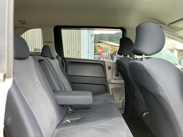 フリード Ｇ　エアロ　Ｌパッケージ　ナビ・ワンセグＴＶ／バックカメラ／ＥＴＣ／ＣＤ・ＤＶＤ再生／オートエアコン／両側スライドドア・左リア電動／８人乗り／車検整備付き（35枚目）