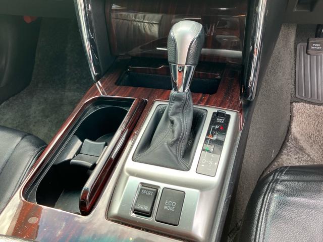 マークX 250G リラックスセレクション パワーシート/バックカメラ/ナビ・テレビ/ETC/CD・DVD再生/ミュージックプレイヤー接続/20インチアルミホイール/スマートキー/プッシュスタート/ダウンサス(22枚目)