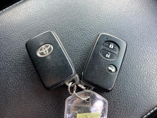 マークX 250G リラックスセレクション パワーシート/バックカメラ/ナビ・テレビ/ETC/CD・DVD再生/ミュージックプレイヤー接続/20インチアルミホイール/スマートキー/プッシュスタート/ダウンサス(39枚目)