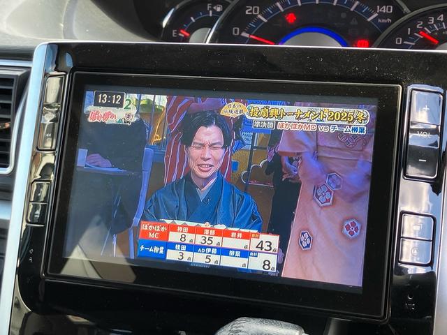 タント カスタムＲＳ　ＳＡ　ナビ・フルセグＴＶ／Ｂｌｕｅｔｏｏｔｈ接続／バックカメラ／ＣＤ・ＤＶＤ再生／両側電動スライドドア／ＵＳＢポート／プッシュスタート／スマートキー／オートエアコン／１５インチアルミホイール（18枚目）