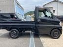 ＳＤブラックＬＴＤ　／２ＷＤ／５速ＭＴ／三方開／鳥居／ディスプレイオーディオ／ＵＳＢケーブル／エアコン／パワステ／運転席エアバッグ／軽トラック（10枚目）