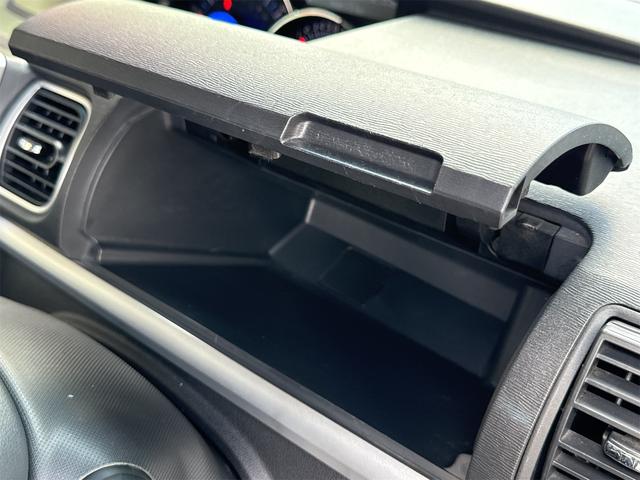 タント カスタムＲＳ　トップエディションＳＡ　ＥＴＣ　バックカメラ　Ｂｌｕｅｔｏｏｔｈ　両側電動スライドドア　ナビ　ＴＶ　衝突被害軽減システム　オートライト　ＬＥＤヘッドランプ　スマートキー　アイドリングストップ　電動格納ミラー　ベンチシート（33枚目）