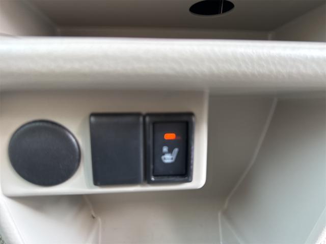 アルトラパン X ETC バックカメラ 衝突被害軽減システム オートライト HID スマートキー アイドリングストップ 電動格納ミラー シートヒーター ベンチシート CVT 盗難防止システム ABS ESC CD(7枚目)