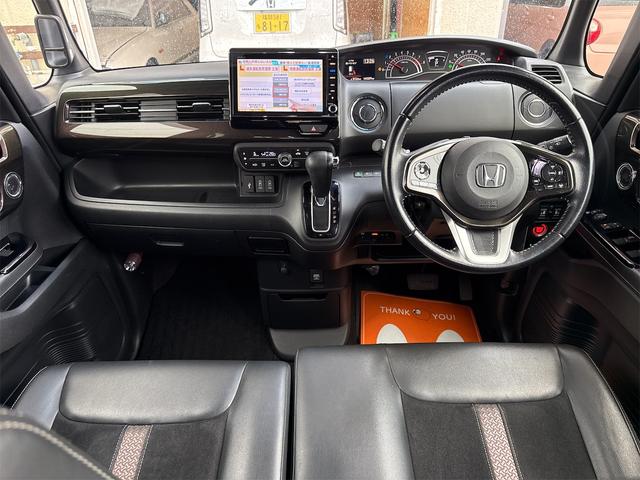 Ｎ－ＢＯＸカスタム Ｇ・Ｌターボホンダセンシング　ドライブレコーダー　ＥＴＣ　バックカメラ　両側電動スライドドア　ＴＶ　後席フリップダウンモニター　オートクルーズコントロール　レーンアシスト　衝突被害軽減システム　オートライト　ＬＥＤヘッドランプ（2枚目）