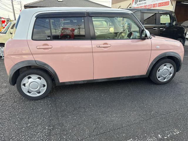 アルトラパン Ｓ　ＥＴＣ　ＴＶ　衝突被害軽減システム　オートライト　ＨＩＤ　スマートキー　アイドリングストップ　電動格納ミラー　シートヒーター　ベンチシート　ＣＶＴ　盗難防止システム　ＡＢＳ　ＥＳＣ　ＣＤ（14枚目）