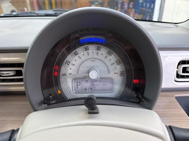 アルトラパン Ｓ　ＥＴＣ　ＴＶ　衝突被害軽減システム　オートライト　ＨＩＤ　スマートキー　アイドリングストップ　電動格納ミラー　シートヒーター　ベンチシート　ＣＶＴ　盗難防止システム　ＡＢＳ　ＥＳＣ　ＣＤ（28枚目）