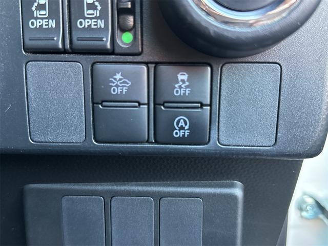 �Փ˔�Q�y���V�X�e���I�O���ԗ��ƑΌ��ԗ��A���s�҂̐ڋ߂����m���āA�x���A�I�[�g�u���[�L��X�e�A�����O�U���Ȃǂɂ���ďՓˉ�����x�����Ă���܂��B