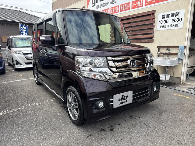 Ｎ－ＢＯＸカスタム Ｇ　ＳＳパッケージ　ＥＴＣ　バックカメラ　両側電動スライドドア　ナビ　ＴＶ　衝突被害軽減システム　オートライト　ＨＩＤ　スマートキー　アイドリングストップ　電動格納ミラー　ベンチシート　ＣＶＴ　盗難防止システム　ＡＢＳ（12枚目）