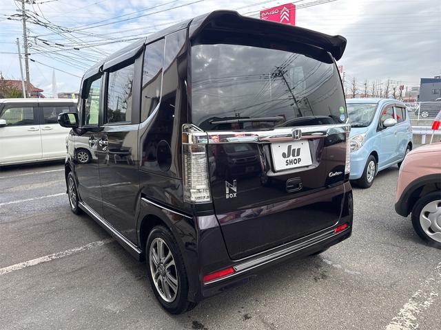 Ｎ－ＢＯＸカスタム Ｇ　ＳＳパッケージ　ＥＴＣ　バックカメラ　両側電動スライドドア　ナビ　ＴＶ　衝突被害軽減システム　オートライト　ＨＩＤ　スマートキー　アイドリングストップ　電動格納ミラー　ベンチシート　ＣＶＴ　盗難防止システム　ＡＢＳ（16枚目）