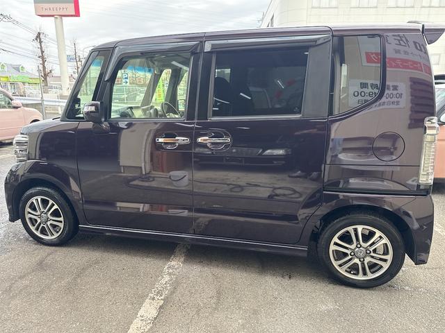 Ｎ－ＢＯＸカスタム Ｇ　ＳＳパッケージ　ＥＴＣ　バックカメラ　両側電動スライドドア　ナビ　ＴＶ　衝突被害軽減システム　オートライト　ＨＩＤ　スマートキー　アイドリングストップ　電動格納ミラー　ベンチシート　ＣＶＴ　盗難防止システム　ＡＢＳ（17枚目）