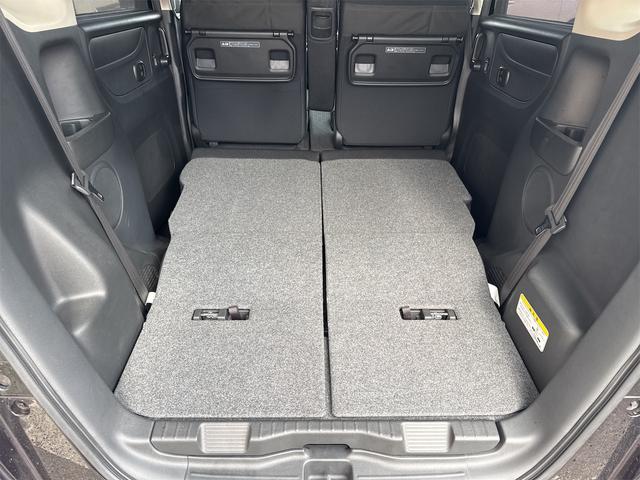 Ｎ－ＢＯＸカスタム Ｇ　ＳＳパッケージ　ＥＴＣ　バックカメラ　両側電動スライドドア　ナビ　ＴＶ　衝突被害軽減システム　オートライト　ＨＩＤ　スマートキー　アイドリングストップ　電動格納ミラー　ベンチシート　ＣＶＴ　盗難防止システム　ＡＢＳ（47枚目）