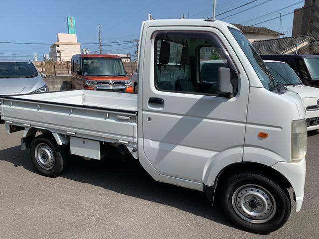 キャリイトラック 　４ＷＤ　ＡＴ　純正ラジオチューナー　ラバーマット　サイドバイザー　三方アオリプロテクター　鳥居プロテクター（22枚目）