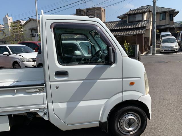 キャリイトラック 　４ＷＤ　ＡＴ　純正ラジオチューナー　ラバーマット　サイドバイザー　三方アオリプロテクター　鳥居プロテクター（26枚目）