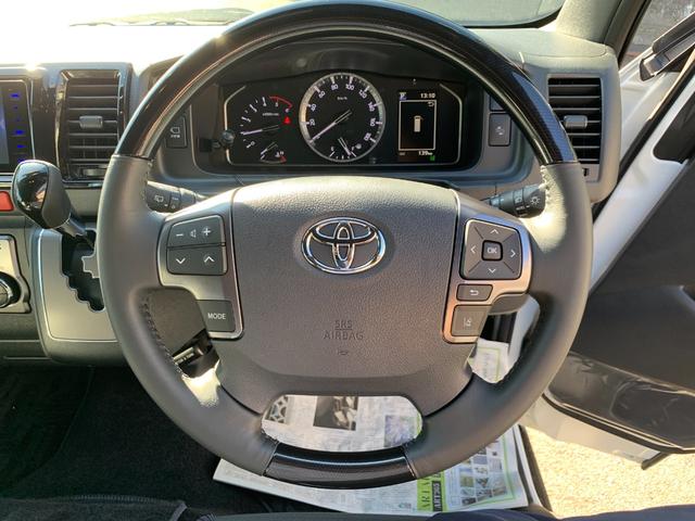 ハイエースバン スーパーＧＬ　ダークプライム　ワンオーナー　ＧＲエアロ３点　ＧＲ１５ＡＷ　ＧＲマッドフラップ　スポイラー　ナビ　前後ドラレコ　ＥＴＣ　デジタルインナーミラー　パノラマモニター　デラックスマット　サイドバイザー（9枚目）