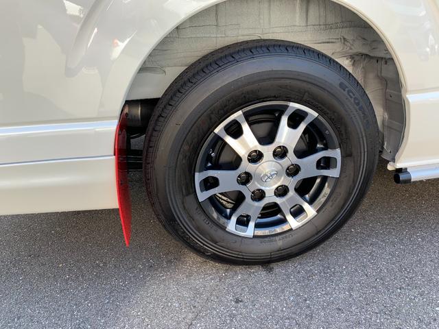 ハイエースバン スーパーＧＬ　ダークプライム　ワンオーナー　ＧＲエアロ３点　ＧＲ１５ＡＷ　ＧＲマッドフラップ　スポイラー　ナビ　前後ドラレコ　ＥＴＣ　デジタルインナーミラー　パノラマモニター　デラックスマット　サイドバイザー（26枚目）