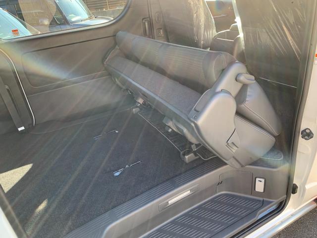 ハイエースバン スーパーＧＬ　ダークプライム　ワンオーナー　ＧＲエアロ３点　ＧＲ１５ＡＷ　ＧＲマッドフラップ　スポイラー　ナビ　前後ドラレコ　ＥＴＣ　デジタルインナーミラー　パノラマモニター　デラックスマット　サイドバイザー（40枚目）