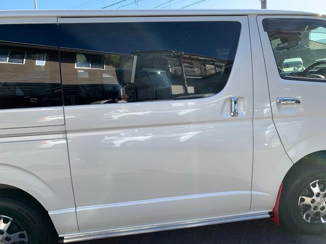 ハイエースバン スーパーＧＬ　ダークプライム　ワンオーナー　ＧＲエアロ３点　ＧＲ１５ＡＷ　ＧＲマッドフラップ　スポイラー　ナビ　前後ドラレコ　ＥＴＣ　デジタルインナーミラー　パノラマモニター　デラックスマット　サイドバイザー（45枚目）