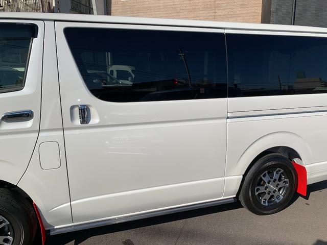 ハイエースバン スーパーＧＬ　ダークプライム　ワンオーナー　ＧＲエアロ３点　ＧＲ１５ＡＷ　ＧＲマッドフラップ　スポイラー　ナビ　前後ドラレコ　ＥＴＣ　デジタルインナーミラー　パノラマモニター　デラックスマット　サイドバイザー（48枚目）