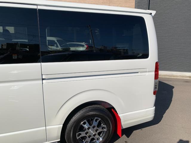 ハイエースバン スーパーＧＬ　ダークプライム　ワンオーナー　ＧＲエアロ３点　ＧＲ１５ＡＷ　ＧＲマッドフラップ　スポイラー　ナビ　前後ドラレコ　ＥＴＣ　デジタルインナーミラー　パノラマモニター　デラックスマット　サイドバイザー（49枚目）