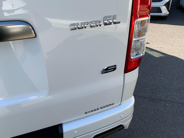ハイエースバン スーパーＧＬ　ダークプライム　ワンオーナー　ＧＲエアロ３点　ＧＲ１５ＡＷ　ＧＲマッドフラップ　スポイラー　ナビ　前後ドラレコ　ＥＴＣ　デジタルインナーミラー　パノラマモニター　デラックスマット　サイドバイザー（56枚目）
