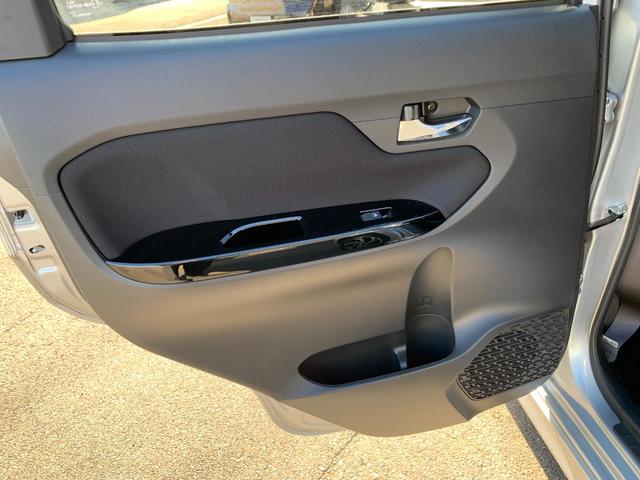 ムーヴ カスタム　ＲＳ　ハイパーリミテッドＳＡＩＩＩ　ワンオーナー　ターボ　フルセグナビ　ドラレコ　ＥＴＣ　パノラマモニター　運転席シートヒーター　フロアマット　サイドバイザー　ステアリングスイッチ　本革ステアリング　ハーフレザー（27枚目）